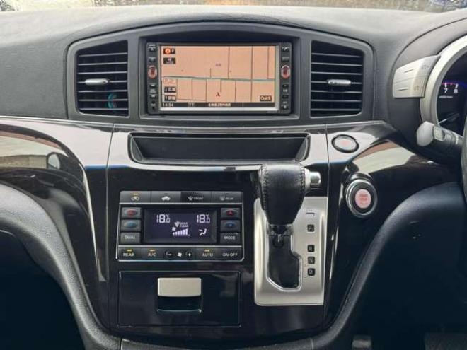 エルグランド2.5 250ハイウェイスター 4WD　両側Pスライド　フリップダウン　Bluetooth 2500