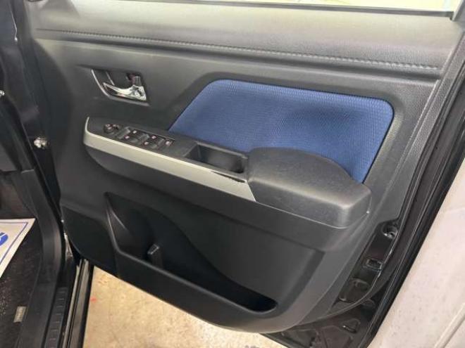 トール1.0 カスタムG SAIII 4WD　両側Pスライド　ナビ　TV　Bluetooth　Bカメラ　クルコン 1000