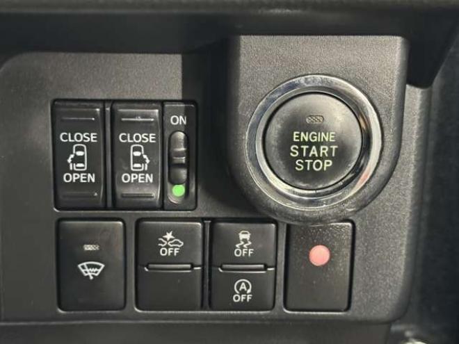 トール1.0 カスタムG SAIII 4WD　両側Pスライド　ナビ　TV　Bluetooth　Bカメラ　クルコン 1000