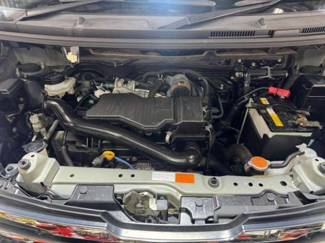 トール1.0 カスタムG SAIII 4WD　両側Pスライド　ナビ　TV　Bluetooth　Bカメラ　クルコン 1000