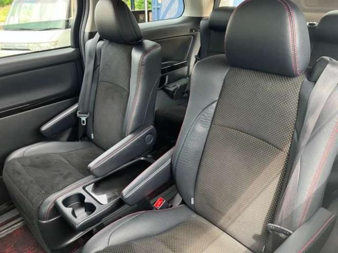 ヴェルファイア2.4 Z ゴールデンアイズII 4WD　 2400