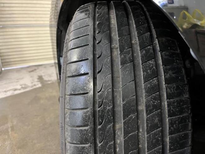 アルファードＳ　Ｃパッケージ　禁煙車　クレンツェ２０インチＡＷ　純正１８ＡＷ＋スタッドレスタイヤ付　ブリッツ車高調　ヴァレンティＬＥＤテール　アルパインビッグＸ１０インチナビ（フルセグ地デジ　Ｂｌｕｅｔｏｏｔｈ）＋バックカメラ　アルパイン製１２．８インチリアフリップダウンモニター　両側パワースライドドア　パワーバックドア　純正ハーフレザーシート　電動オットマン　ＬＥＤヘッドライト　ステアリングヒーター　フロントガラス熱線　エンジンスターター　ＥＴＣ 4WD 2500 5Dr