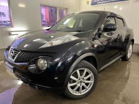 ジューク　１６ＧＴ　Ｆｏｕｒ　タイプＶ　日産ＤＩＧターボ　寒冷地仕様　禁煙車　ＷＡＫＯＳバリアスコーティング済　社外１７インチＡＷ　社外１７ＡＷ＋スタッドレスタイヤ付　純正ナビ（フルセグ地デジ　ＤＶＤ再生　Ｂｌｕｅｔｏｏｔｈ）＋バックカメラ　純正エンジンスターター　ＰＵＳＨスタート　インテリジェントキー　横滑り防止装置　タイミングチェーン車 4WD 1600 5Dr