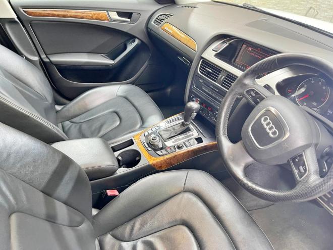 アウディA4アバント2.0TFSIクワトロ 4WD 5年保証 スマキー ドラレコ ナビ Bカメ ETC 寒冷地仕様 禁煙 車検整備2年付 修復歴無