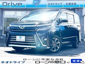 ヴォクシー　2.0ZS煌 4WD　ローンが不安な方＜優遇ローン＞トヨタセーフティセンス　寒冷地仕様　両側パワースライドドア 4WD