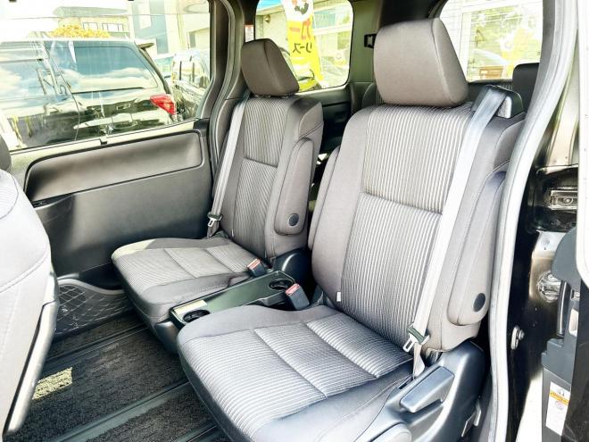 ヴォクシー2.0ZS煌 4WD　ローンが不安な方＜優遇ローン＞トヨタセーフティセンス　寒冷地仕様　両側パワースライドドア 4WD