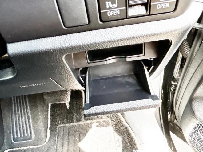 ヴォクシー2.0ZS煌 4WD　ローンが不安な方＜優遇ローン＞トヨタセーフティセンス　寒冷地仕様　両側パワースライドドア 4WD