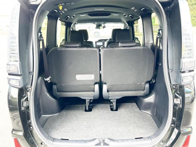 ヴォクシー2.0ZS煌 4WD　ローンが不安な方＜優遇ローン＞トヨタセーフティセンス　寒冷地仕様　両側パワースライドドア 4WD