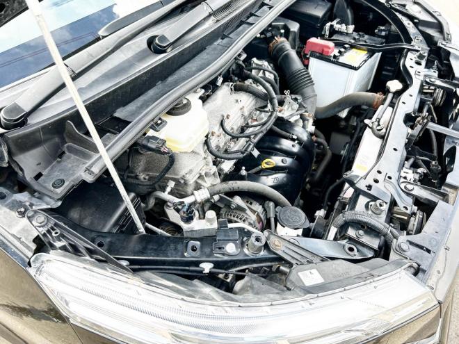 ヴォクシー2.0ZS煌 4WD　ローンが不安な方＜優遇ローン＞トヨタセーフティセンス　寒冷地仕様　両側パワースライドドア 4WD