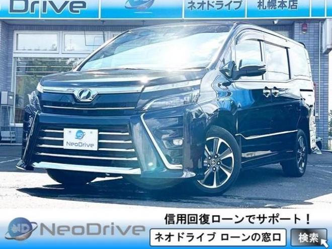 ヴォクシー2.0ZS煌 4WD　ローンが不安な方＜優遇ローン＞トヨタセーフティセンス　寒冷地仕様　両側パワースライドドア 4WD