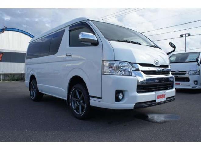 ハイエース2.7 GL ロング ミドルルーフ 4WD　リフトアップ仕様　415SAFARIフロントスポイラー　415COBRAバッドラッカーSD6　17インチAW　TOYOオープンカントリーA/T　215/60R17　後席リクライニング加工済　純正エンジンスターター　社外大型フリップダウン 2700
