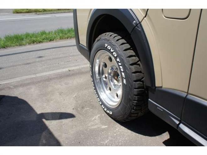 ハイエースバン2.8 スーパーGL ロング ディーゼルターボ 4WD　415SAFARIプロテクションキット　ALPINE BIG-X&フリップダウンモニター　415SAFARIオーダーデニムシートカバー　特注アルコア製16インチAW　TOYOオープンカントリーR/Tタイヤ 2800
