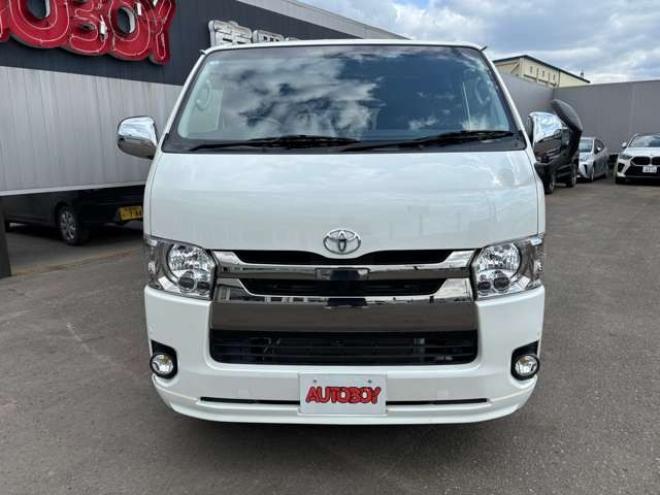 ハイエースバン2.8 スーパーGL ダークプライム ロングボディ ディーゼルターボ 4WD　WORK　XTRAP　M1HC　新品17インチAW　ヨコハマPARADA215/60R17新品タイヤ　TRDフロントリップ　FFヒーター　社外ショック&スタビライザー　ベッドキット　両側パワスラ　ETC　PIVOTスロコン&純正クルコンレバー 2800