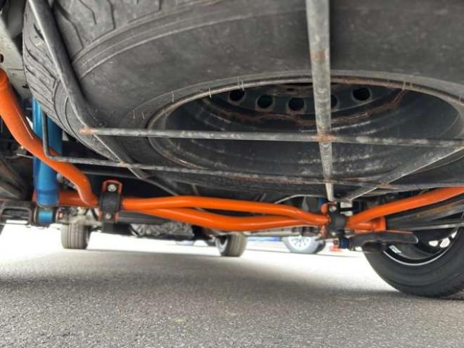 ハイエースバン2.8 スーパーGL ダークプライム ロングボディ ディーゼルターボ 4WD　WORK　XTRAP　M1HC　新品17インチAW　ヨコハマPARADA215/60R17新品タイヤ　TRDフロントリップ　FFヒーター　社外ショック&スタビライザー　ベッドキット　両側パワスラ　ETC　PIVOTスロコン&純正クルコンレバー 2800