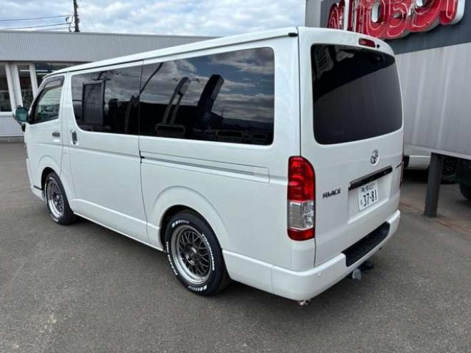 ハイエースバン2.8 スーパーGL ダークプライム ロングボディ ディーゼルターボ 4WD　WORK　XTRAP　M1HC　新品17インチAW　ヨコハマPARADA215/60R17新品タイヤ　TRDフロントリップ　FFヒーター　社外ショック&スタビライザー　ベッドキット　両側パワスラ　ETC　PIVOTスロコン&純正クルコンレバー 2800