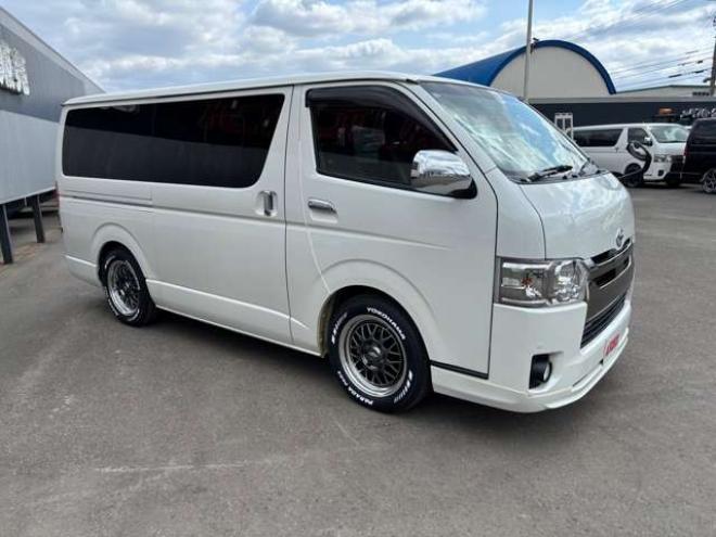 ハイエースバン2.8 スーパーGL ダークプライム ロングボディ ディーゼルターボ 4WD　WORK　XTRAP　M1HC　新品17インチAW　ヨコハマPARADA215/60R17新品タイヤ　TRDフロントリップ　FFヒーター　社外ショック&スタビライザー　ベッドキット　両側パワスラ　ETC　PIVOTスロコン&純正クルコンレバー 2800