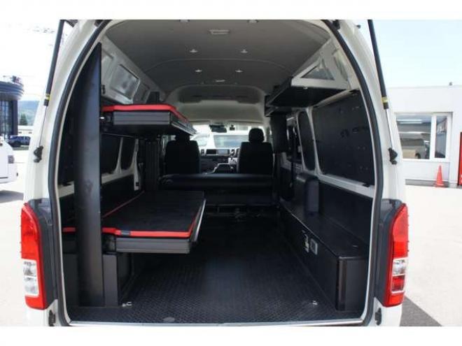 ハイエースバン2.8 DX ワイド スーパーロング ハイルーフ ディーゼルターボ 4WD　オグショー跳上2段ベッドキット 前後S-GLシート　スーリーサイドオーニング 415SAFARI Fスポイラー　ESSEX ENCB17インチAW　PARADA215/60R17　WEBASTO-FFヒーター　サブバッテリー&外部電源&走行充電 2800