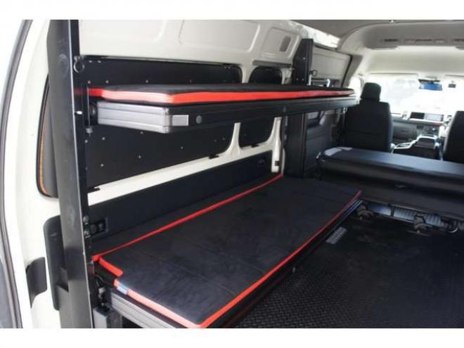 ハイエースバン2.8 DX ワイド スーパーロング ハイルーフ ディーゼルターボ 4WD　オグショー跳上2段ベッドキット 前後S-GLシート　スーリーサイドオーニング 415SAFARI Fスポイラー　ESSEX ENCB17インチAW　PARADA215/60R17　WEBASTO-FFヒーター　サブバッテリー&外部電源&走行充電 2800