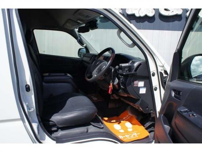 ハイエースバン2.8 DX ワイド スーパーロング ハイルーフ ディーゼルターボ 4WD　オグショー跳上2段ベッドキット 前後S-GLシート　スーリーサイドオーニング 415SAFARI Fスポイラー　ESSEX ENCB17インチAW　PARADA215/60R17　WEBASTO-FFヒーター　サブバッテリー&外部電源&走行充電 2800