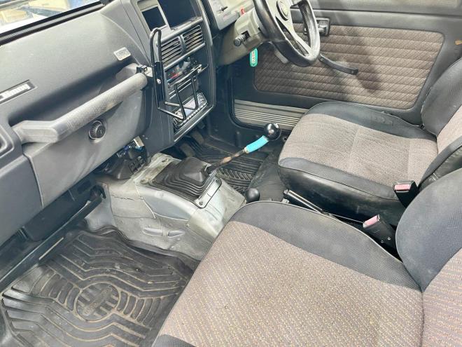 ジムニーランドベンチャー 4WD 5年保証 MT ETC 寒冷地仕様 車検整備2年付