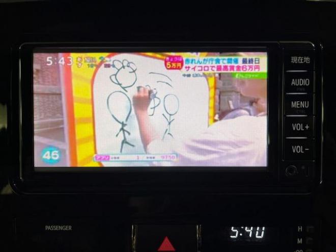 ランドクルーザー２００系後期型　ＺＸ　本州仕入　寒冷地仕様　禁煙車　トヨタセーフティセンス　純正２０インチＡＷ　純正１８ＡＷ＋スタッドレスタイヤ付　モデリスタスポイラー　電動サンルーフ　純正ブラウンレザーシート　純正ナビ（ワンセグ地デジ　Ｂｌｕｅｔｏｏｔｈ対応）＋バックカメラ　ブラインドスポット　車線逸脱警報　クルーズコントロール　ハイトコントロール　シートヒーター＆クーラー　ステアリングヒーター　両席パワーシート　ＥＴＣ 4WD 4600 5Dr
