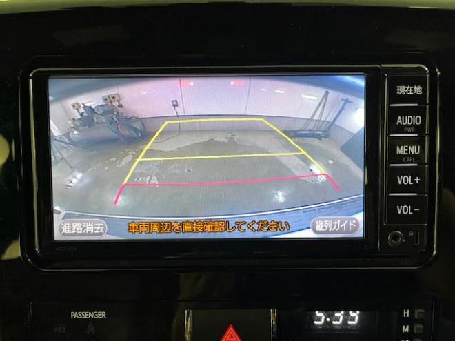 ランドクルーザー２００系後期型　ＺＸ　本州仕入　寒冷地仕様　禁煙車　トヨタセーフティセンス　純正２０インチＡＷ　純正１８ＡＷ＋スタッドレスタイヤ付　モデリスタスポイラー　電動サンルーフ　純正ブラウンレザーシート　純正ナビ（ワンセグ地デジ　Ｂｌｕｅｔｏｏｔｈ対応）＋バックカメラ　ブラインドスポット　車線逸脱警報　クルーズコントロール　ハイトコントロール　シートヒーター＆クーラー　ステアリングヒーター　両席パワーシート　ＥＴＣ 4WD 4600 5Dr