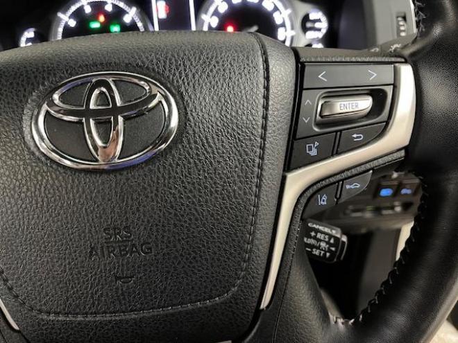 ランドクルーザー２００系後期型　ＺＸ　本州仕入　寒冷地仕様　禁煙車　トヨタセーフティセンス　純正２０インチＡＷ　純正１８ＡＷ＋スタッドレスタイヤ付　モデリスタスポイラー　電動サンルーフ　純正ブラウンレザーシート　純正ナビ（ワンセグ地デジ　Ｂｌｕｅｔｏｏｔｈ対応）＋バックカメラ　ブラインドスポット　車線逸脱警報　クルーズコントロール　ハイトコントロール　シートヒーター＆クーラー　ステアリングヒーター　両席パワーシート　ＥＴＣ 4WD 4600 5Dr