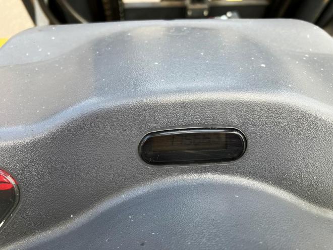 フォークリフトコマツ　中古　FD25T-17　ディーゼル