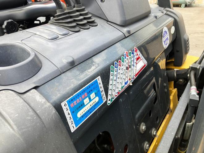 フォークリフトコマツ　中古　FD25T-17　ディーゼル