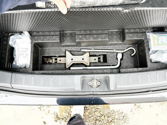 ワゴンR660スティングレーX 4WD　ローンが不安な方＜優遇ローン＞寒冷地仕様　純正HID　エンジンスターター
