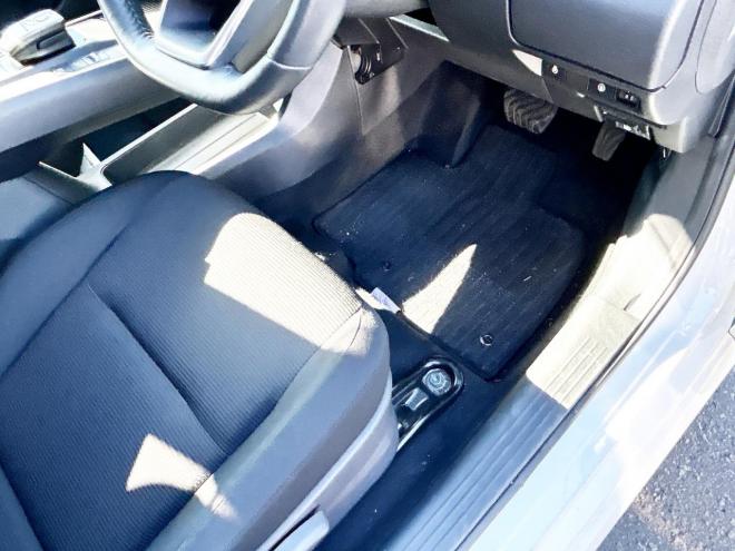 ノート1.2S FOUR 4WD　ローンが不安な方＜優遇ローン＞本州仕入　寒冷地　ナビ　ワンセグTV　エマ―ジェンシーブレーキ 4WD