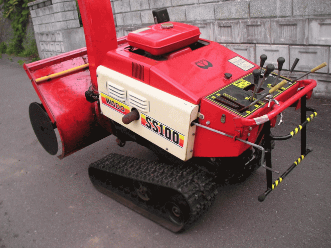 除雪機ワドー10馬力除雪機　ＳＳ－100　オーガ油圧式ローリング付　整備済み　即使用可