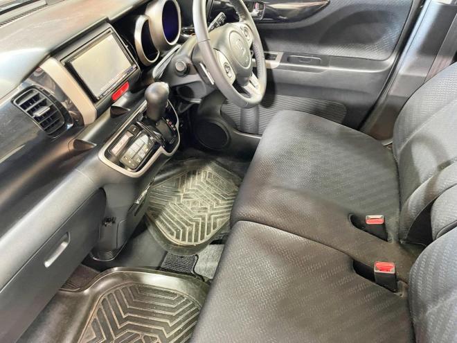 N-BOXGターボパッケージ 4WD 5年保証 スマキー 両側パワスラ ナビTV ETC  寒冷地仕様 禁煙 車検整備2年付 修復歴無