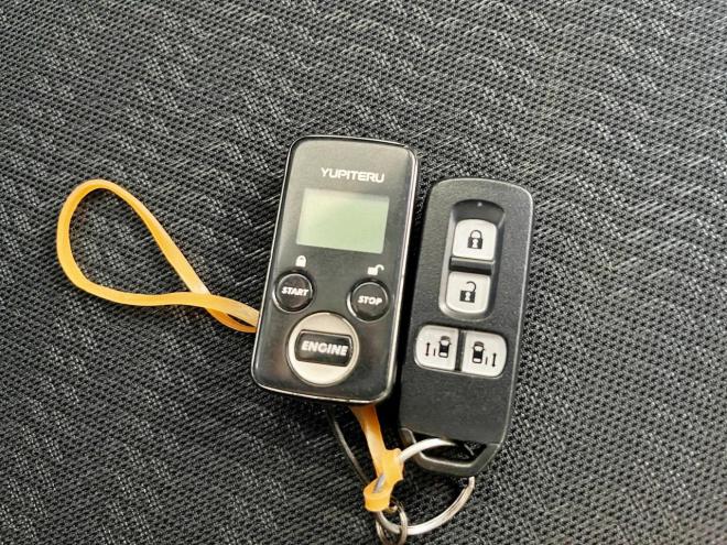 N-BOXGターボパッケージ 4WD 5年保証 スマキー 両側パワスラ ナビTV ETC  寒冷地仕様 禁煙 車検整備2年付 修復歴無
