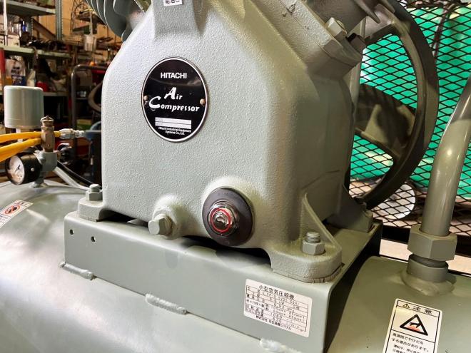 コンプレッサー日立　中古　三相200V　7.5馬力