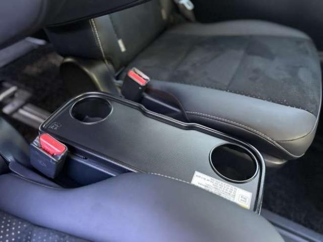 ヴォクシー2.0 ZS 煌III 4WD　ワンオーナー　両側パワースライドドア　純正エンジンスターター　前後ドライブレコーダー　バックカメラ　ETC　地デジナビ　アイドリングストップ　クルーズコントロール　パワステ　パワーウィンドウ 2000