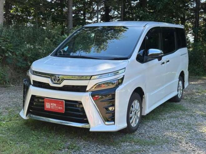 ヴォクシー2.0 ZS 煌III 4WD　ワンオーナー　両側パワースライドドア　純正エンジンスターター　前後ドライブレコーダー　バックカメラ　ETC　地デジナビ　アイドリングストップ　クルーズコントロール　パワステ　パワーウィンドウ 2000