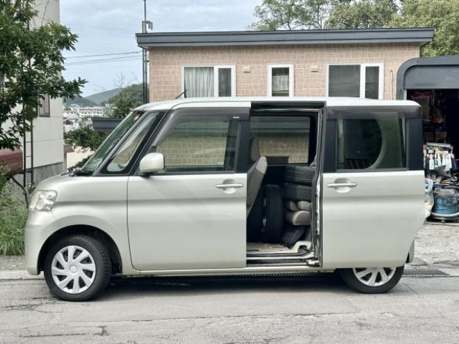 タントL 4WD タイミングチェーン車　ナビ　テレビ 660 5Dr