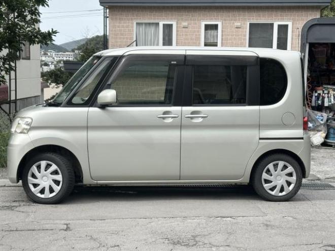 タントL 4WD タイミングチェーン車　ナビ　テレビ 660 5Dr