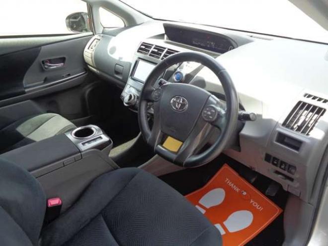プリウスα1.8 S チューン ブラック　ワンオーナー　純正ナビ　純正エンスタ　　スペアキー 2WD 1800