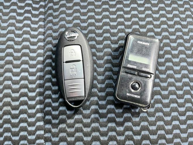 ノート1.2X FOUR 4WD 5年保証 スマキー ナビTV Bカメ ETC 寒冷地仕様 禁煙 車検整備2年付 修復歴無