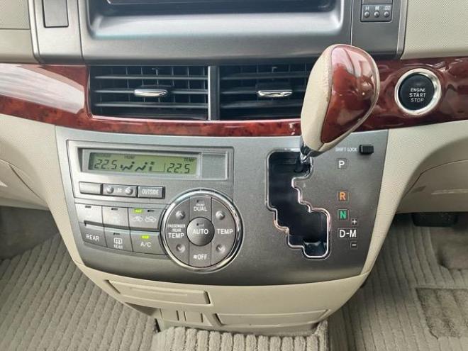 エスティマアエラスGエディション 4WD 2400 5Dr