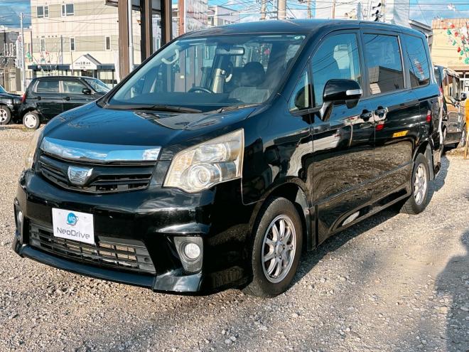 ノア2.0Si 4WD　ローンが不安な方＜優遇ローン＞1年保証　本州仕入　パワースライドドア