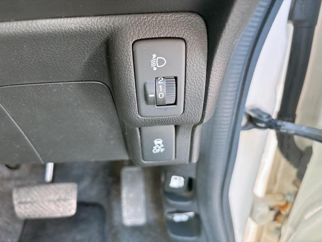 N-BOX660G Lパッケージ 4WD　ローンが不安な方＜優遇ローン＞1年保証　寒冷地仕様　純正ナビ　バックカメラ