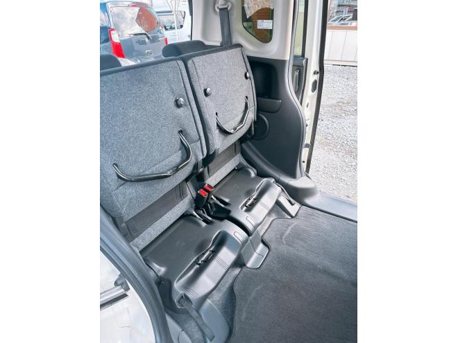 N-BOX660G Lパッケージ 4WD　ローンが不安な方＜優遇ローン＞1年保証　寒冷地仕様　純正ナビ　バックカメラ