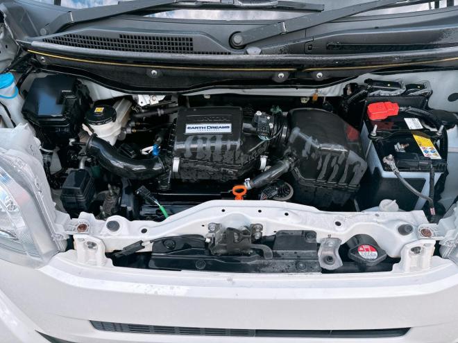 N-BOX660G Lパッケージ 4WD　ローンが不安な方＜優遇ローン＞1年保証　寒冷地仕様　純正ナビ　バックカメラ