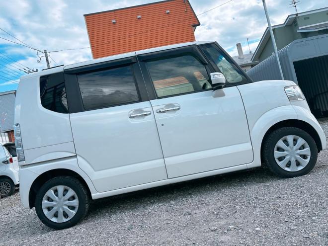 N-BOX660G Lパッケージ 4WD　ローンが不安な方＜優遇ローン＞1年保証　寒冷地仕様　純正ナビ　バックカメラ