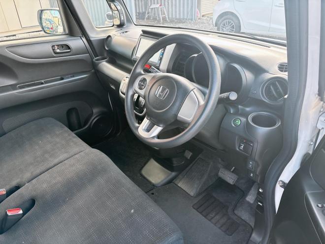 N-BOX660G Lパッケージ 4WD　ローンが不安な方＜優遇ローン＞1年保証　寒冷地仕様　純正ナビ　バックカメラ