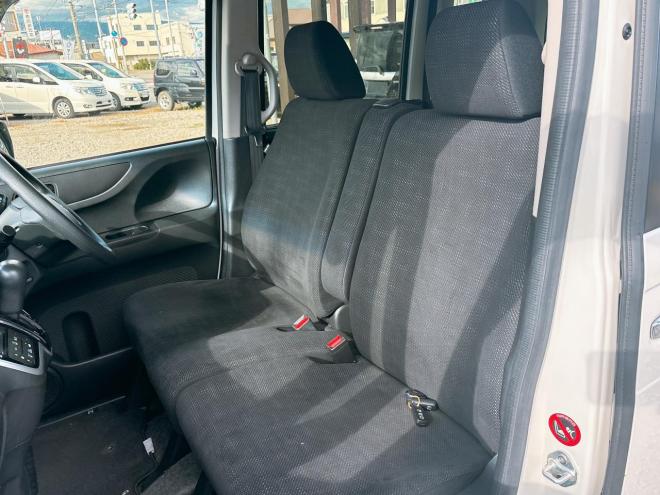 N-BOX660G Lパッケージ 4WD　ローンが不安な方＜優遇ローン＞1年保証　寒冷地仕様　純正ナビ　バックカメラ