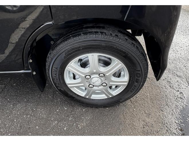 ハイゼットHIJET CARGO 4WD CRUSE HIGH ROOF　錆の少ない本州仕入　人気のビジネスパッケージ　　キーレス　Bluetoothフルセグナビ　電動格納　ETC　バイザー　アルミ　エンジンオイル交換　ATF交 4WD 660 5Dr